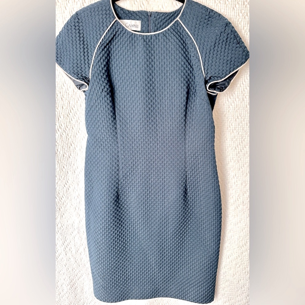 Sarah Campbell Blue Textured Fabric Sheath Dress with white piping details SZ 6